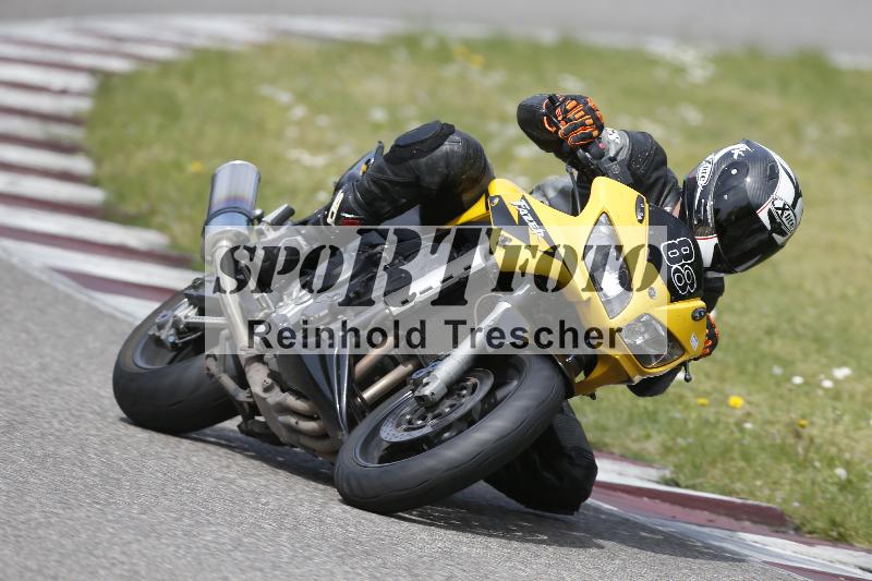 /10 20.04.2026  Pluess Moto Sport ADR/Freies Fahren/88